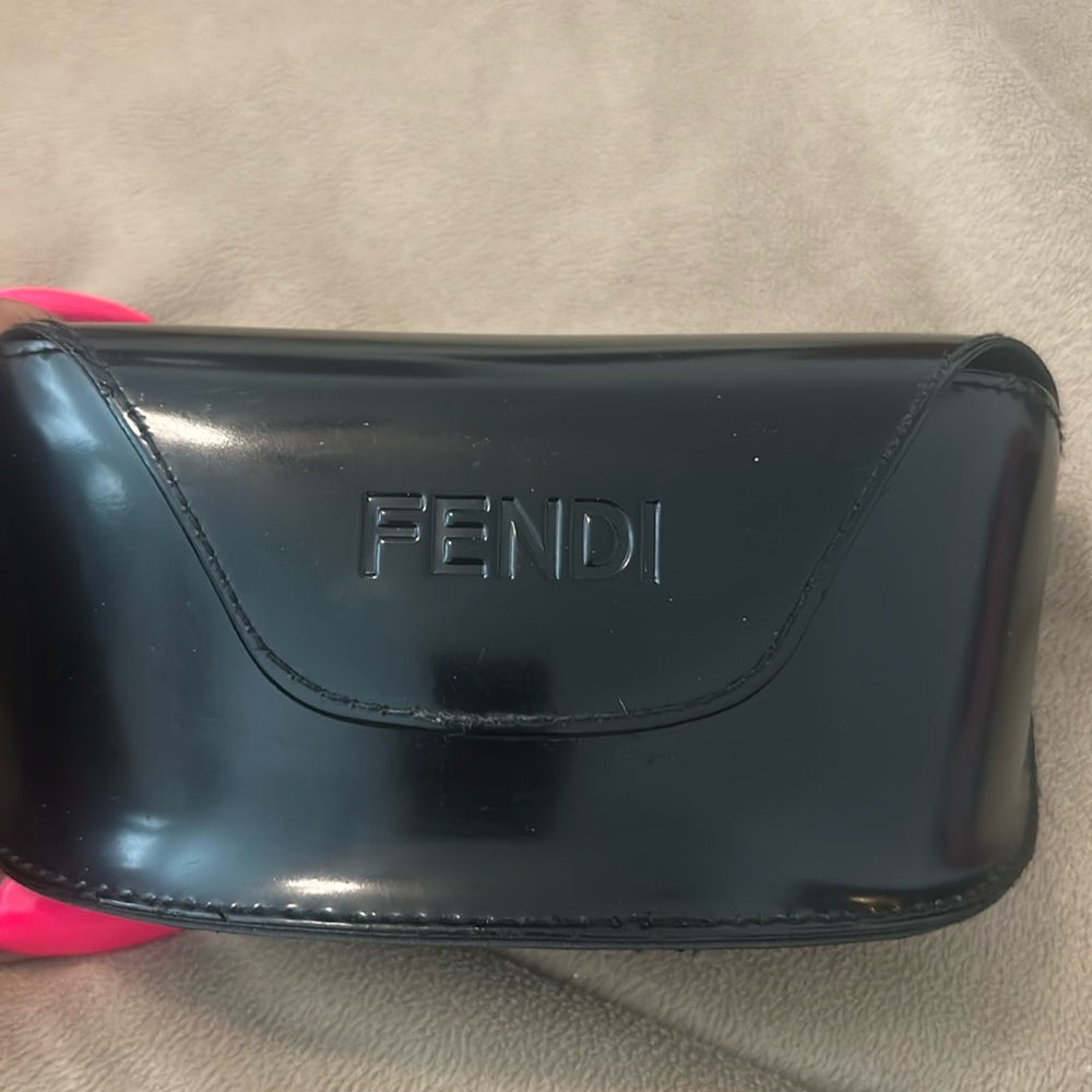 FENDI‎ sunglasses CASE